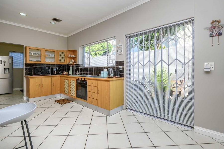 6 Bedroom Property for Sale in Lorraine Eastern Cape